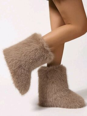 Camel Faux Fur Women's Boots ▪︎ Sz 7